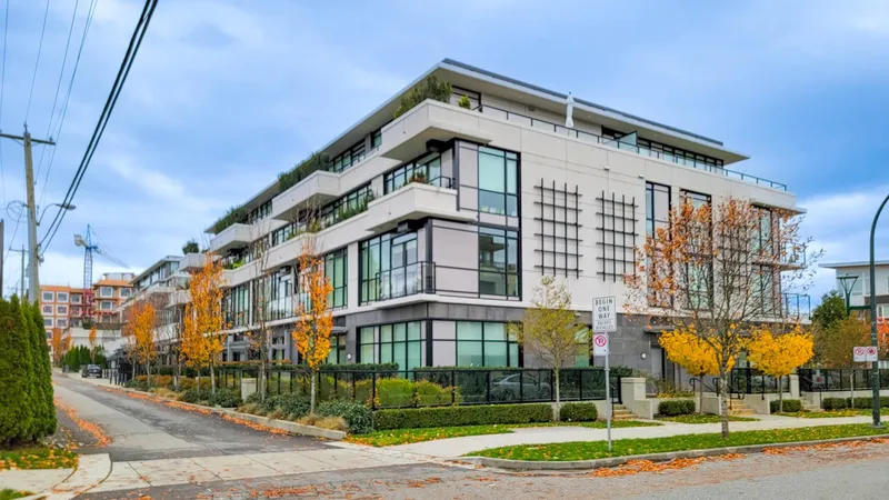 671 438 W KING EDWARD AVENUE - photo 3 of 25