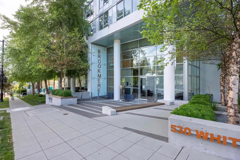 304 530 WHITING WAY - photo 2 of 25