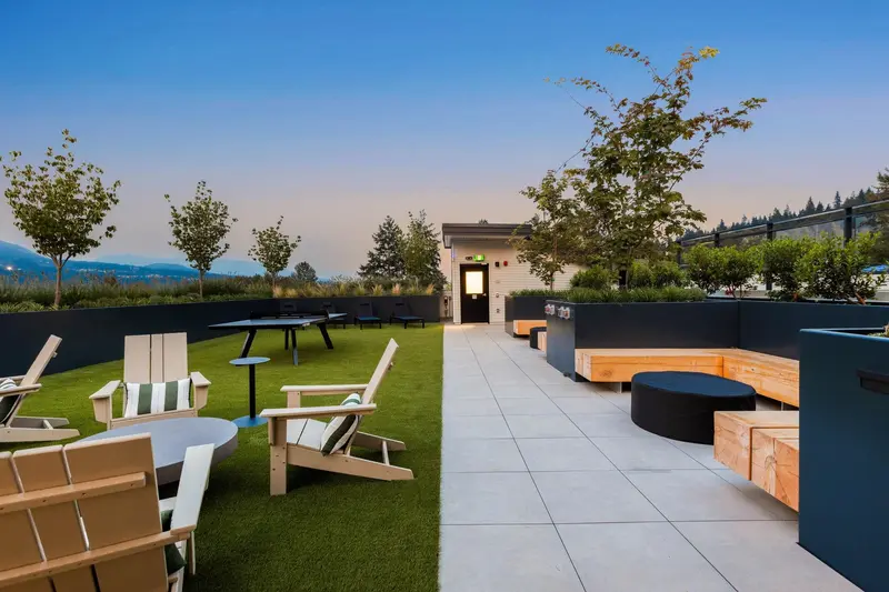 210 2015 ST. JOHNS STREET - photo 2 of 23