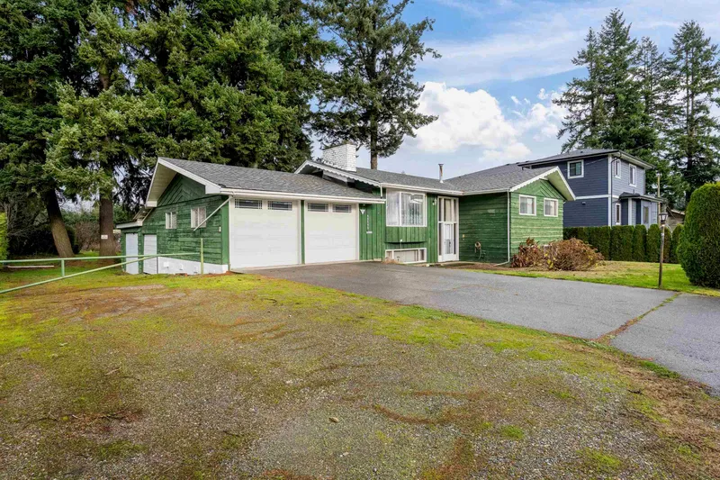 32939 BRUNDIGE AVENUE - photo 4 of 25