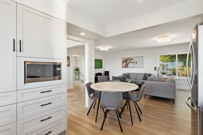 1111 GILSTON ROAD - photo 4 of 25