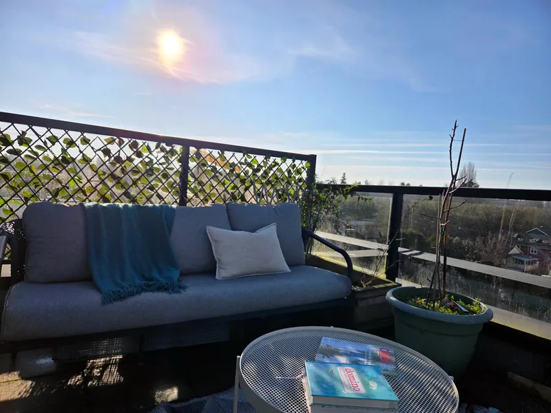 PH20 2150 E HASTINGS STREET - photo 1 of 25