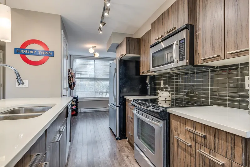 208 2110 ROWLAND STREET - photo 3 of 25