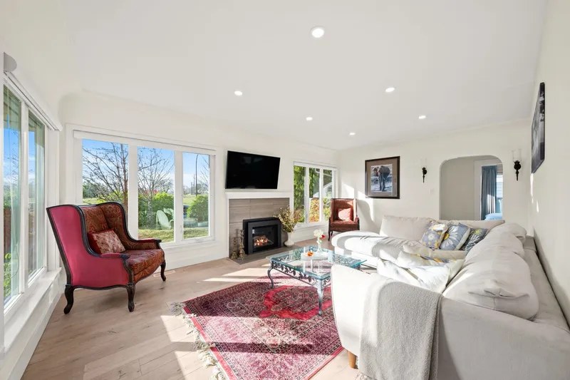 1436 GRAND BOULEVARD - photo 2 of 25