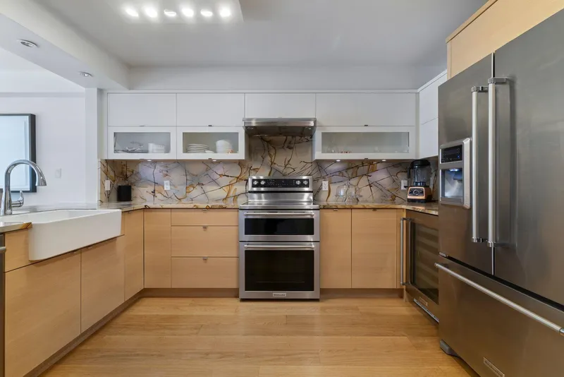 303 1501 HOWE STREET - photo 1 of 25