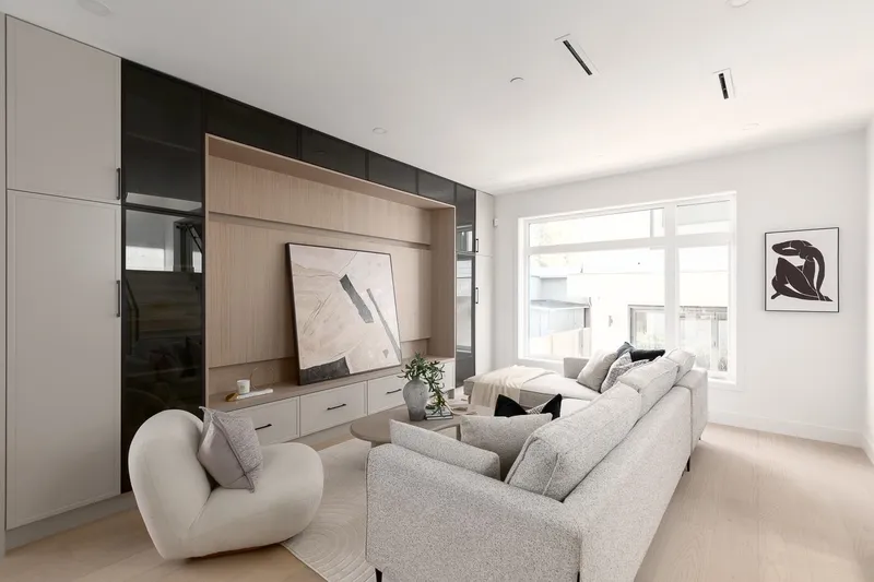 5965 GRANVILLE STREET - photo 2 of 25