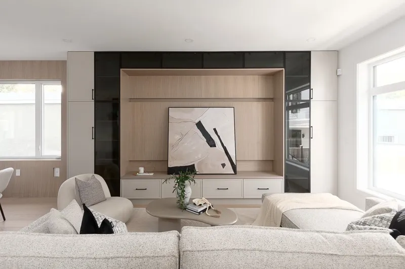 5965 GRANVILLE STREET - photo 3 of 25