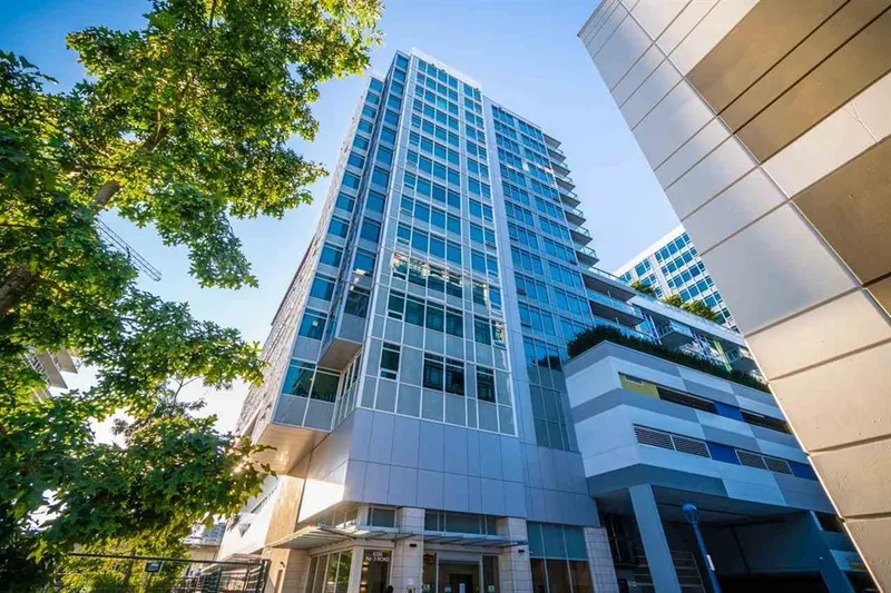 1808 6288 NO. 3 ROAD - photo 1 of 18