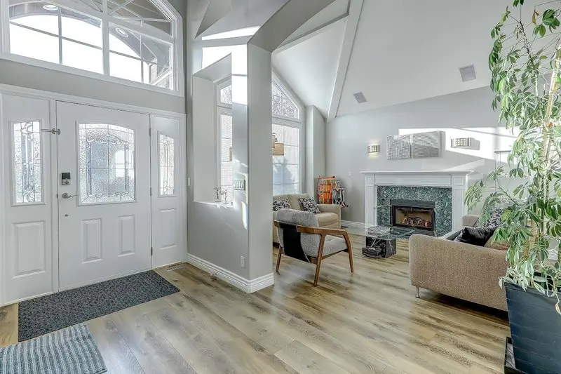 15376 SEQUOIA DRIVE - photo 3 of 25