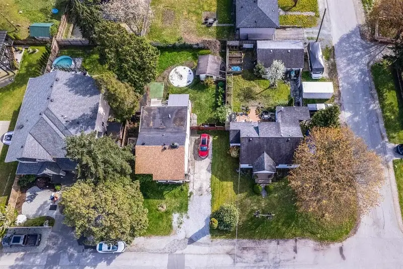 20606 113TH AVENUE - photo 4 of 10