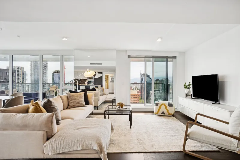 3306 1111 RICHARDS STREET - photo 3 of 25