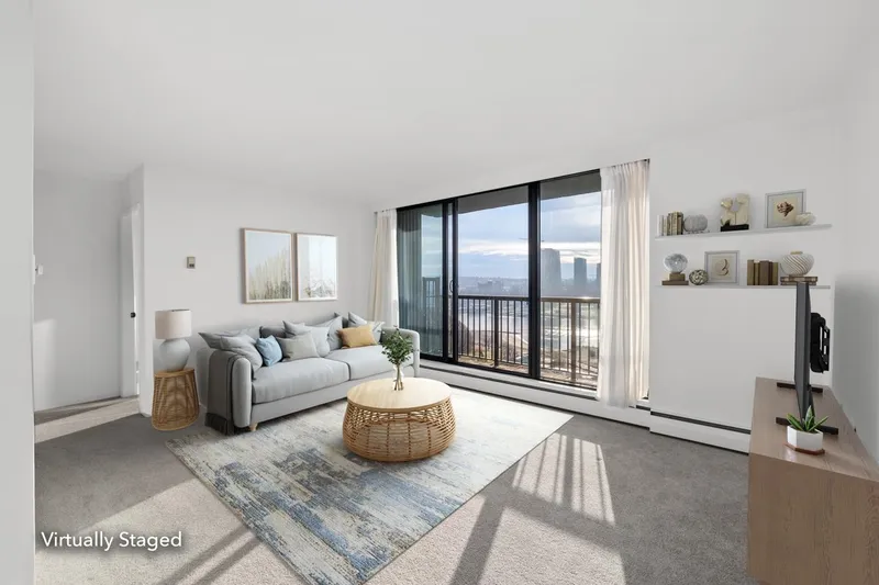 808 1330 HARWOOD STREET - photo 3 of 25