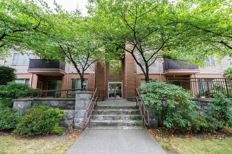 306 6688 BURLINGTON AVENUE - photo 1 of 21