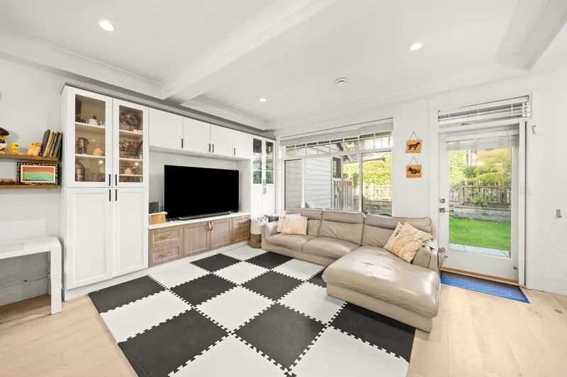 11 8425 VENTURE WAY - photo 3 of 25