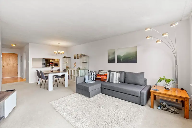 408 6070 MCMURRAY AVENUE - photo 4 of 25