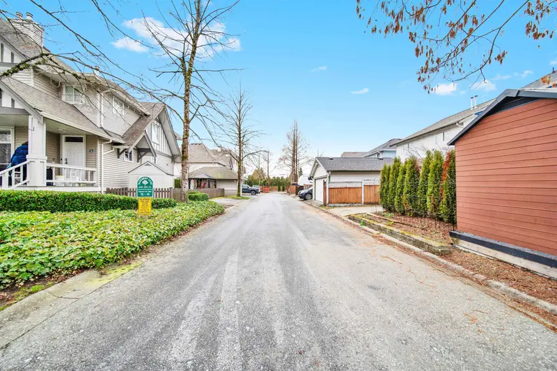 74 6465 184A STREET - photo 4 of 25