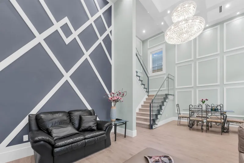 9075 STEVESTON HIGHWAY - photo 4 of 25