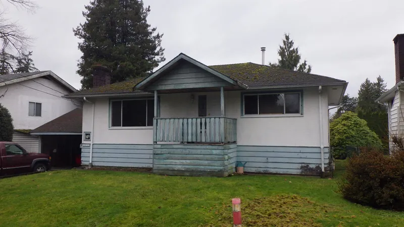 3349 JERVIS STREET - photo 1 of 2