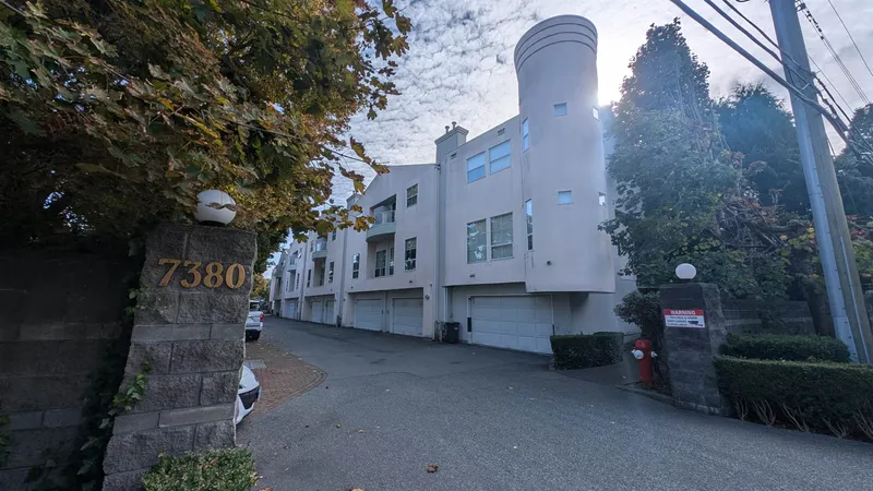 15 7380 MINORU BOULEVARD - photo 1 of 2