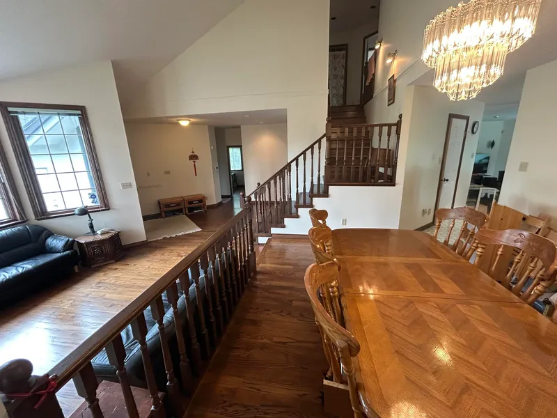 7943 ROSEWOOD STREET - photo 3 of 25