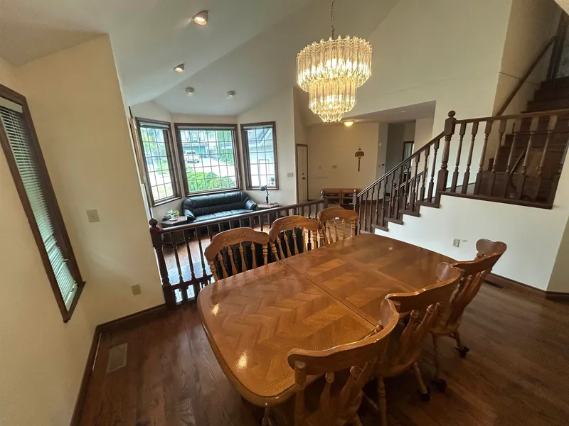 7943 ROSEWOOD STREET - photo 4 of 25