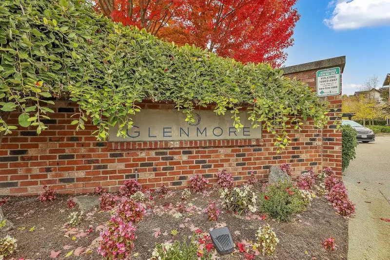 208 2450 161A STREET - photo 2 of 25