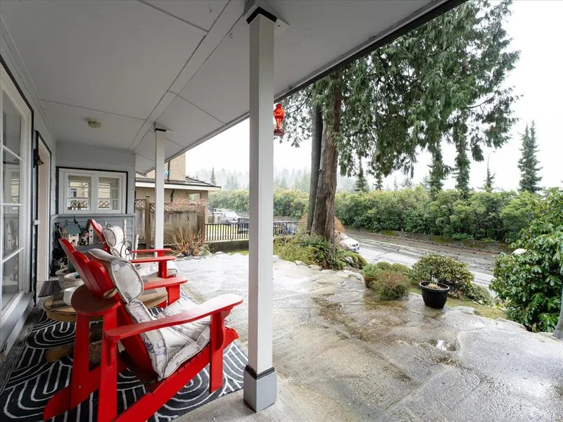 322 E 25TH STREET - photo 3 of 25