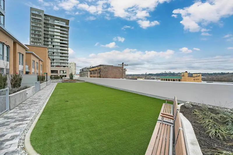 205 618 CARNARVON STREET - photo 2 of 25