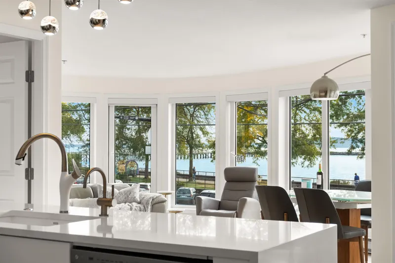 206 1119 VIDAL STREET - photo 1 of 25