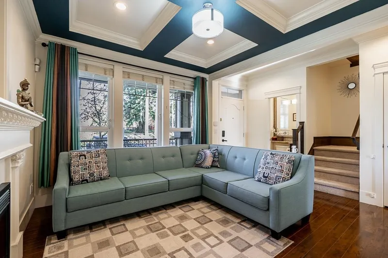 12920 60 AVENUE - photo 3 of 25