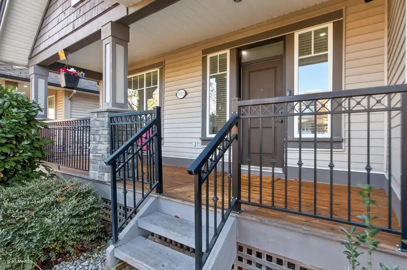 7032 195A STREET - photo 2 of 25