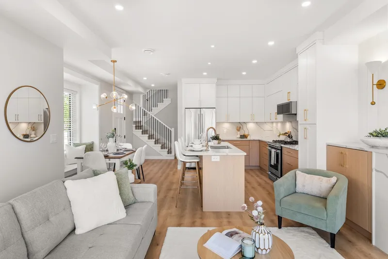 11811 DUNFORD ROAD - photo 3 of 25