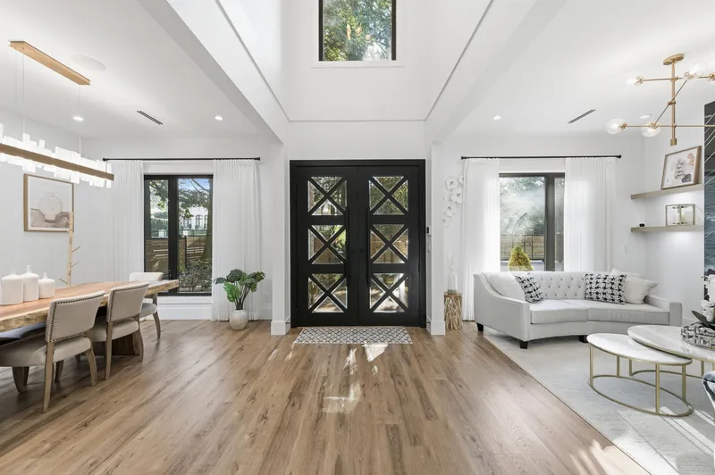 13125 24 AVENUE - photo 3 of 25