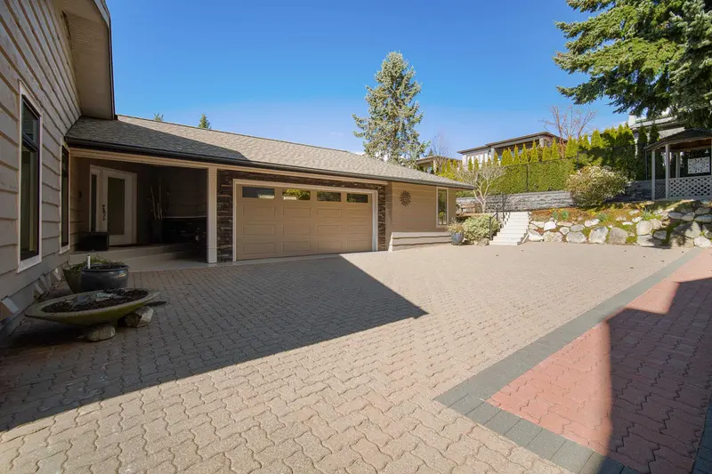 13387 13A AVENUE - photo 2 of 25