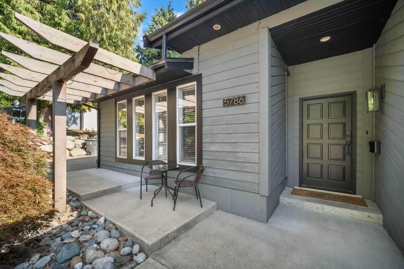 5786 ABERDEEN STREET - photo 3 of 25