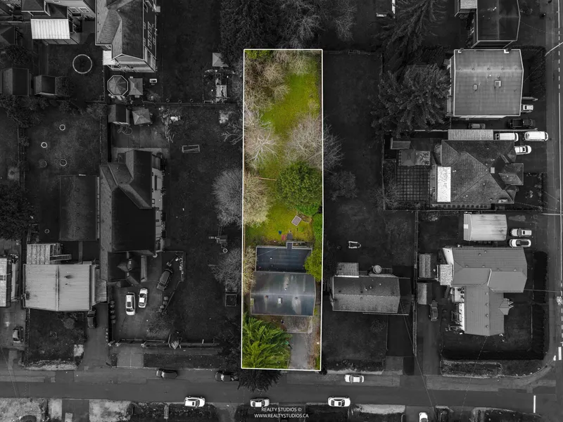 9969 124 STREET - photo 2 of 11