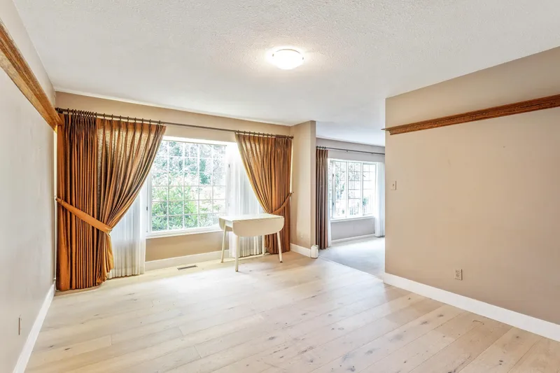 7081 197B STREET - photo 4 of 25