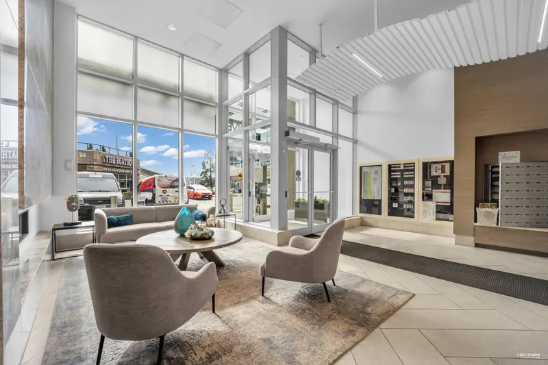 811 908 QUAYSIDE DRIVE - photo 3 of 25