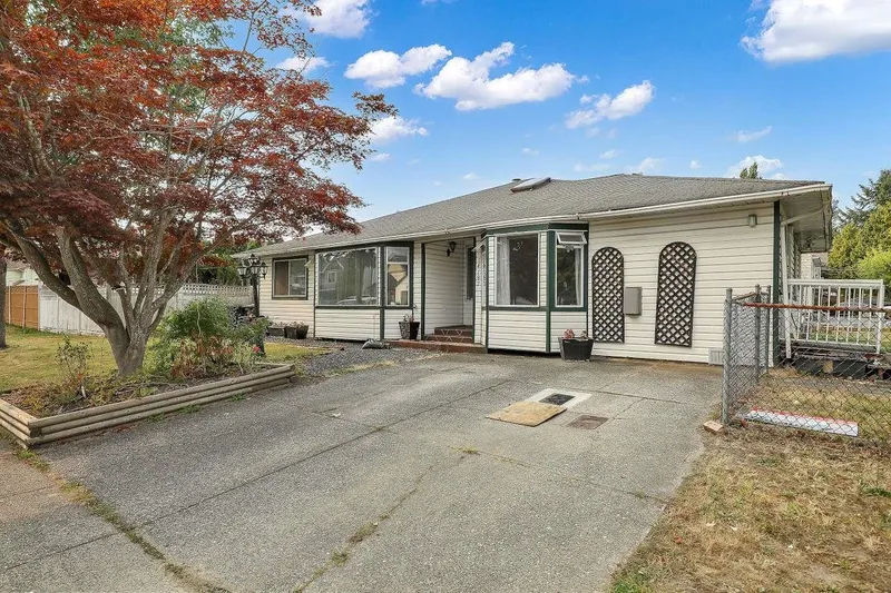 14187 66A AVENUE - photo 1 of 25