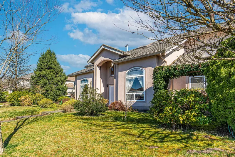 10970 155 STREET - photo 2 of 19