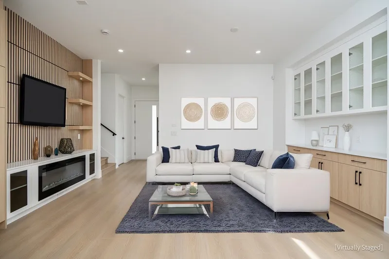 2033 168 STREET - photo 2 of 23