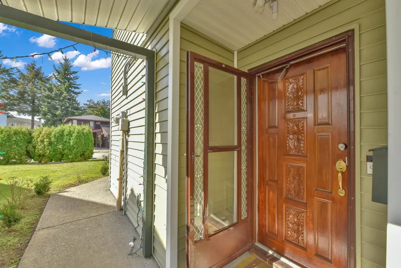 7390 129 STREET - photo 1 of 25