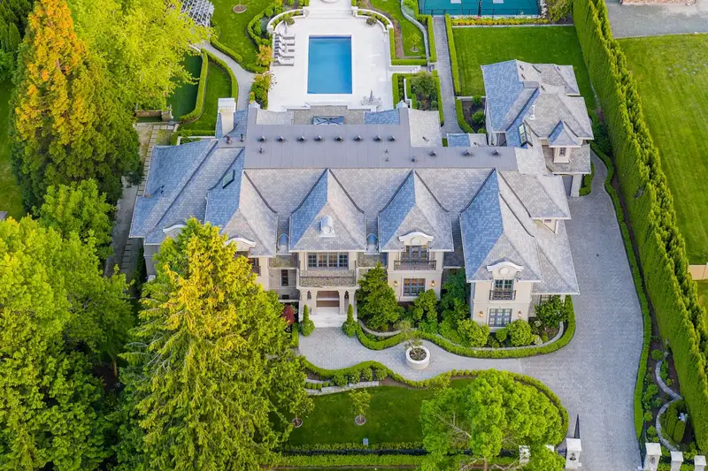 18256 21A AVENUE - photo 3 of 25