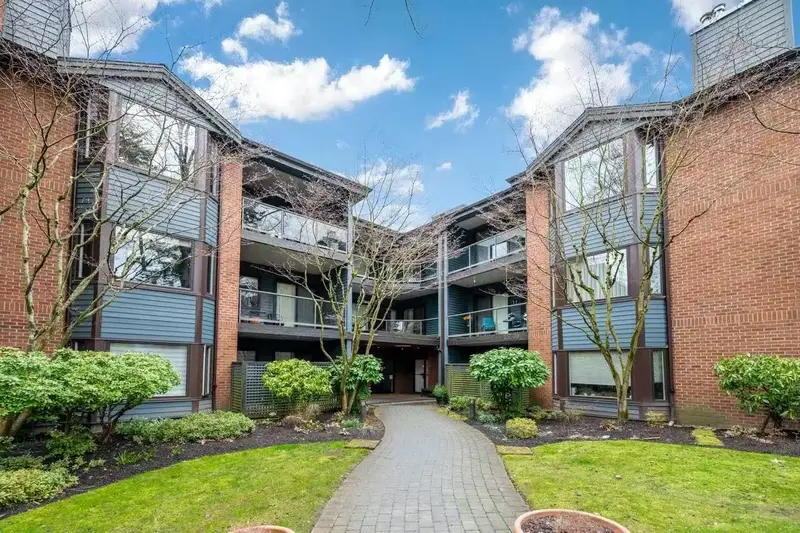 110 15300 17 AVENUE - photo 1 of 25