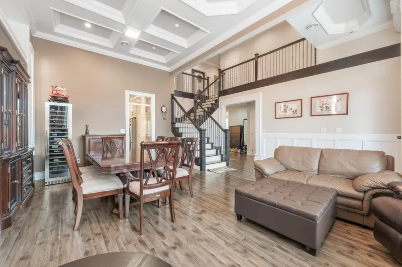 10938 131A STREET - photo 2 of 25