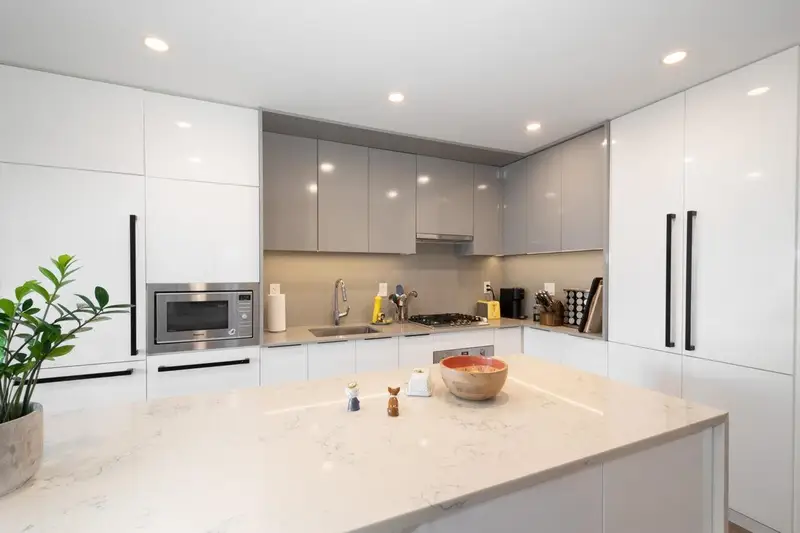 707 4711 HAZEL STREET - photo 4 of 25