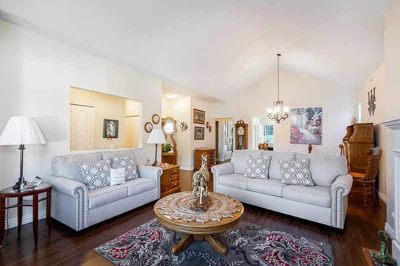 314 20655 88 AVENUE - photo 2 of 25