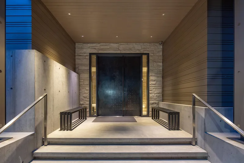 6330 MACDONALD STREET - photo 4 of 25