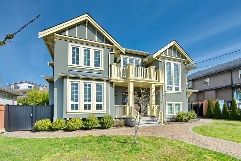 5399 CARSON STREET - photo 2 of 25