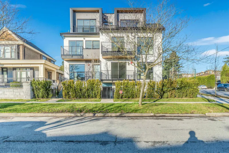 1007 W 58TH AVENUE - photo 4 of 5